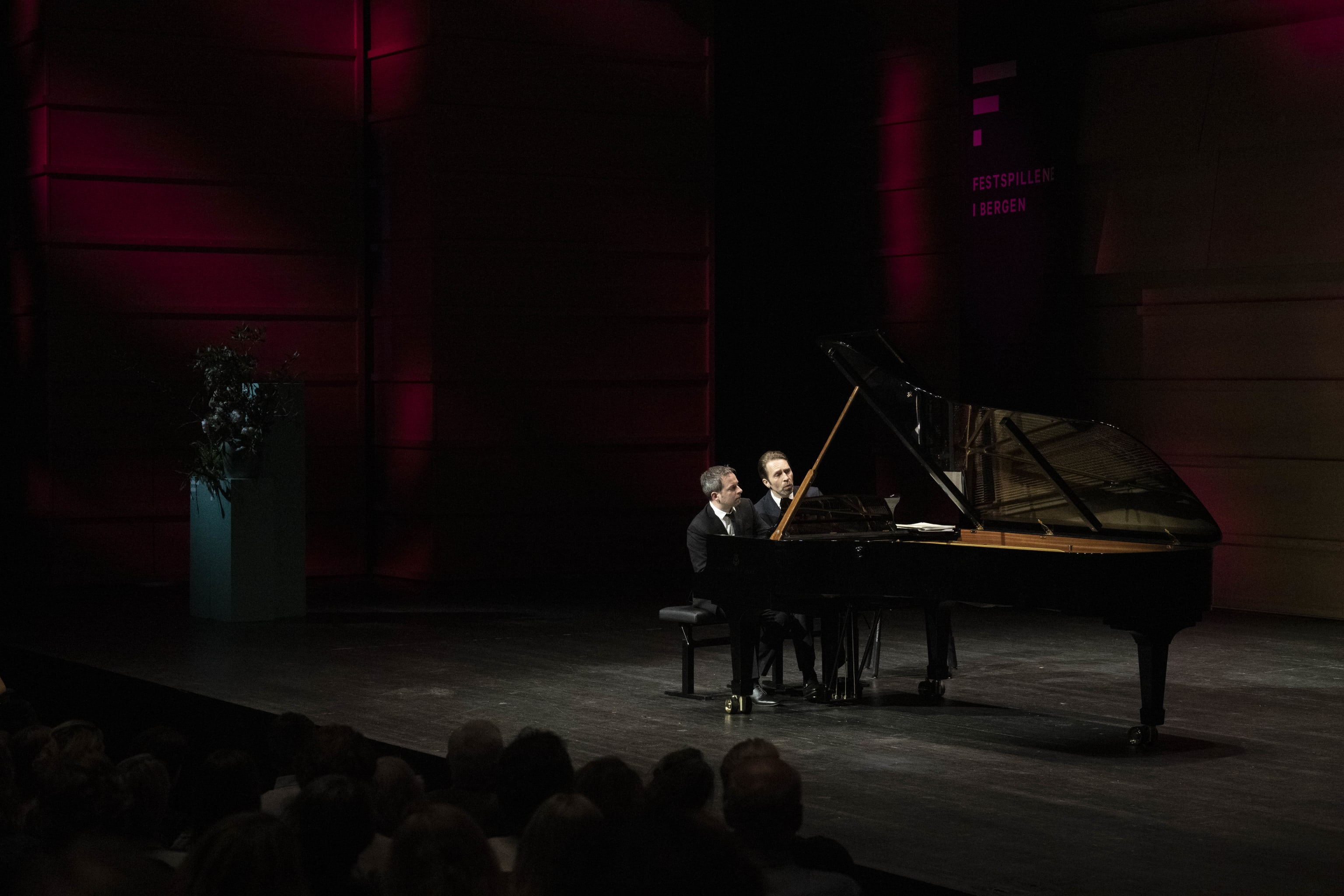 Leif Ove Andsnes & Bertrand Chamayou. Foto: Thor Brødreskift